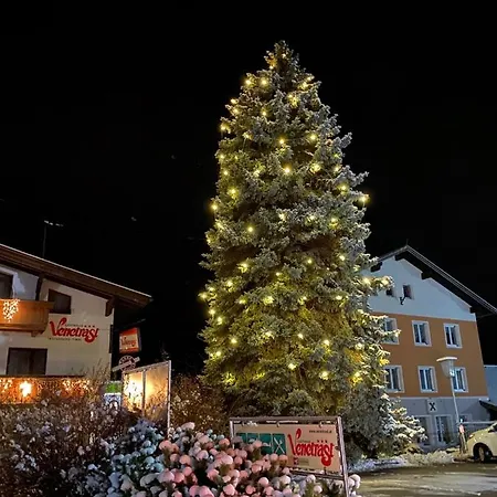 Groassehof Haus Gstrein *