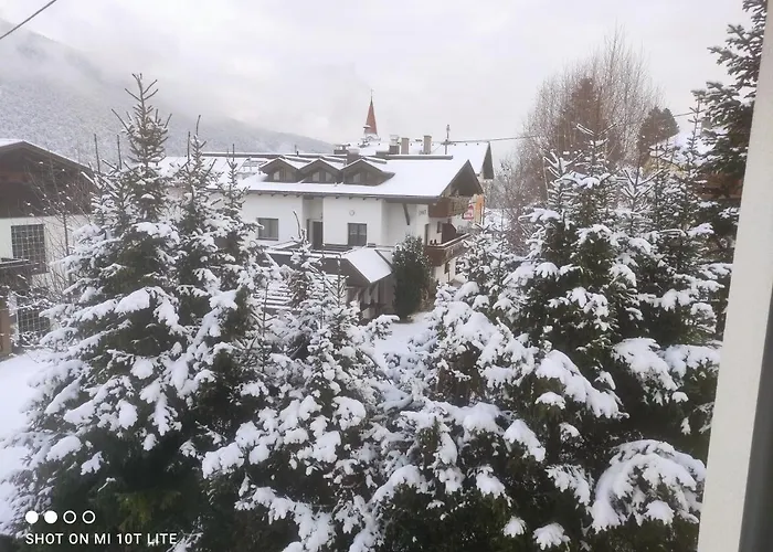 아파트 Groassehof Haus Gstrein