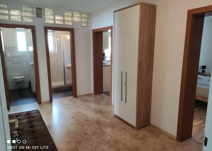 Groassehof Haus Gstrein 아파트 *