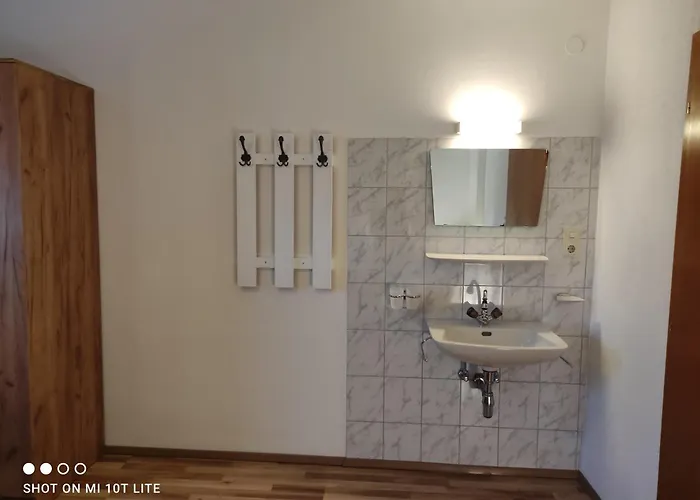 Groassehof Haus Gstrein 아파트