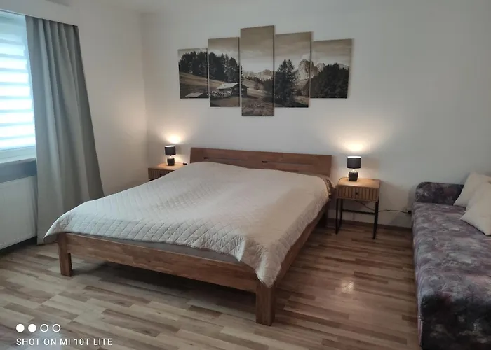 Groassehof Haus Gstrein 아파트